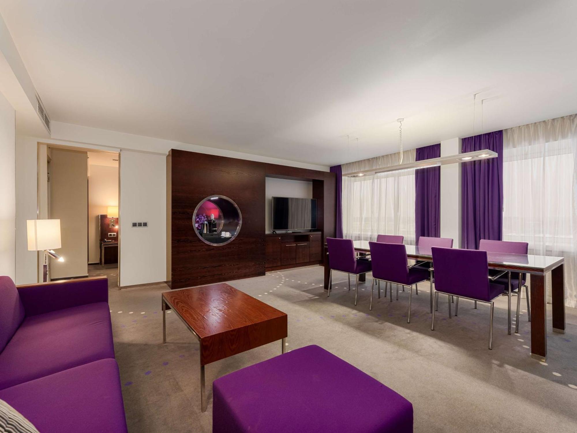Radisson Blu Hotel Oluempia Tallinn Extérieur photo